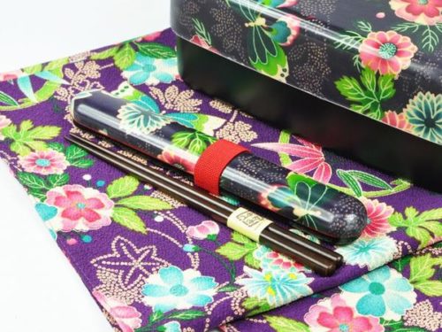 Kimono pattern chopsticks with a case