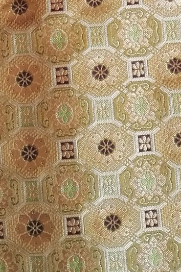 Japanese-traditional-fabric-eath-brown-zoom
