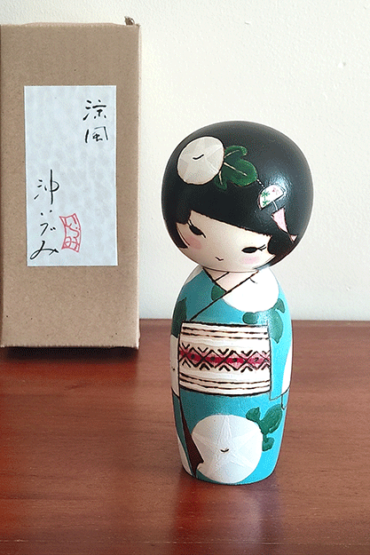 Japanese Kokeshi doll Ryouhu
