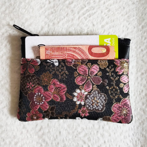 Kimono-wallet-(small)-with-Zip-Black-Sakura