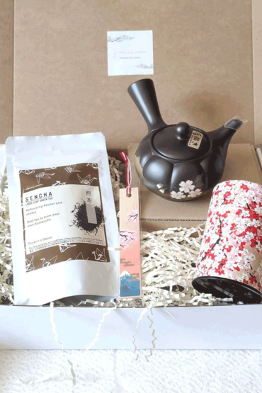 Loose tea lover gift box Sakura
