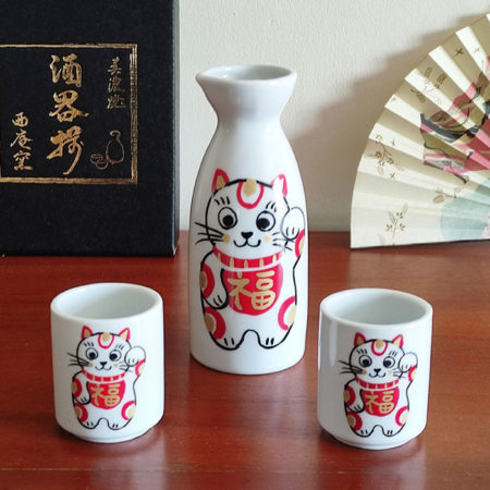 Maneki-Neko Sake Set White 160ml