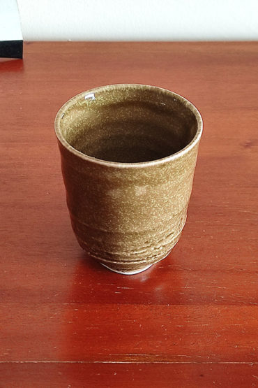 Oribe Brown Naga Yunomi – Mino Ware Teacup